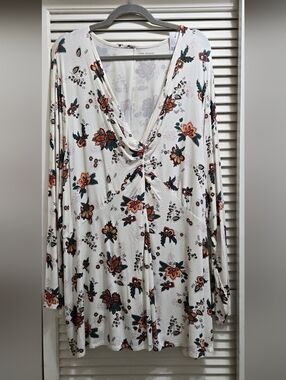 Lane Bryant Floral Twist Front Top 34/36 Plus Size Boho Long Sleeve NWT
